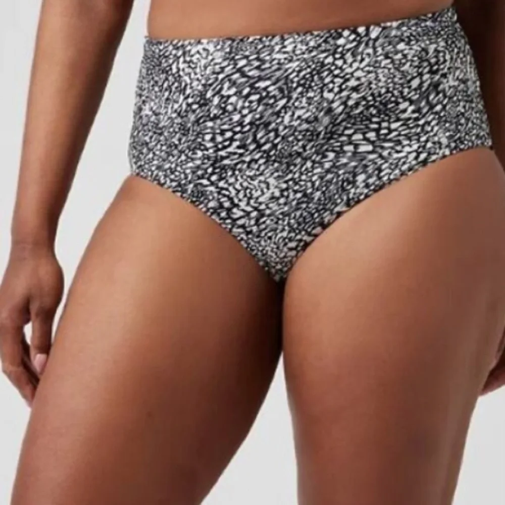Fook Wah High Waist Bikini Bottom Animalia Sea Salt Size Small